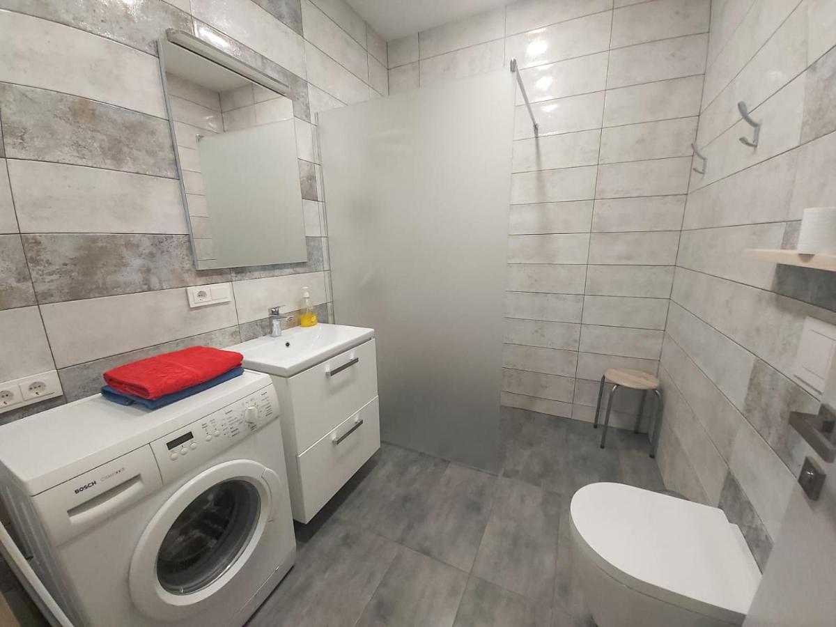 K-Town - Apartments Viabaltic Kaunas Esterno foto