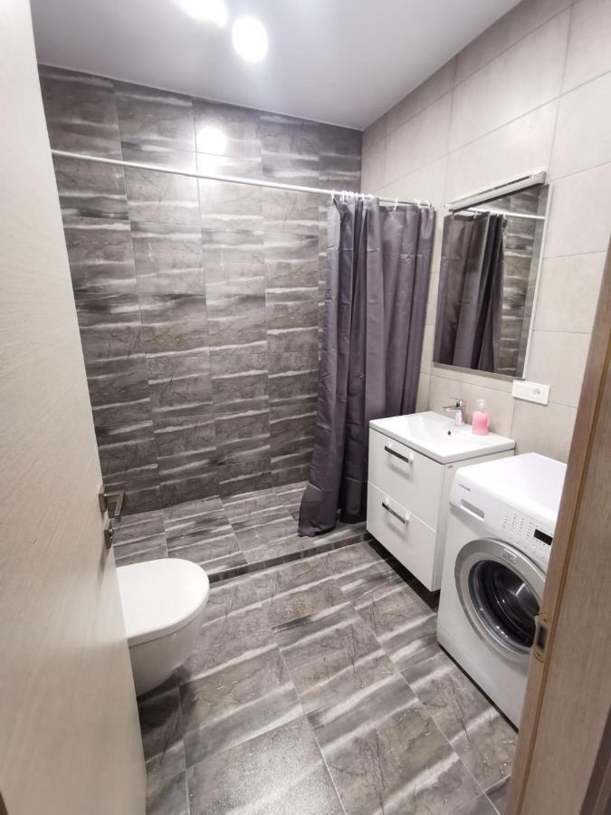 K-Town - Apartments Viabaltic Kaunas Esterno foto